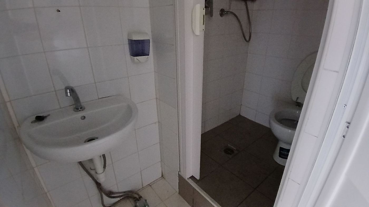 Locale Commerciale Vendita Genova via della maona 13r Pegli centro