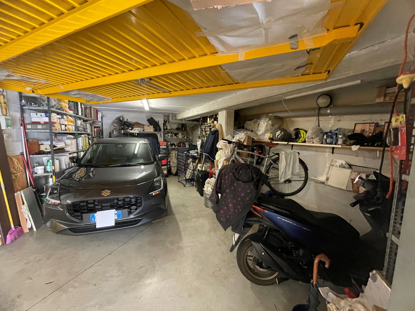 Box / Garage Vendita Genova via varenna 222r varenna