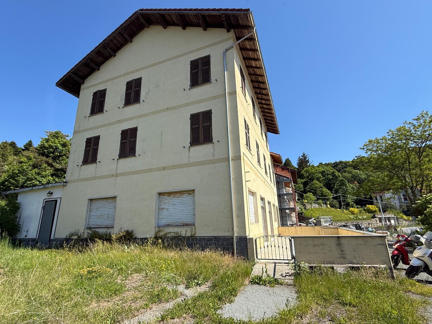 Villa Trifamiliare Vendita Savona VIA VARA SUPERIORE 29 VARA SUPERIORE